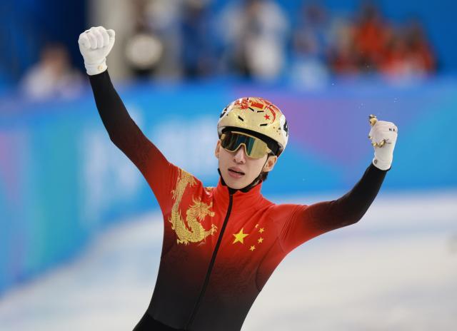 1739088788371058521.jpg (亚冬会)短道速滑——林孝埈夺得男子500米A组决赛冠军XxjpseC007944_20250208_PEPFN0A001.jpg